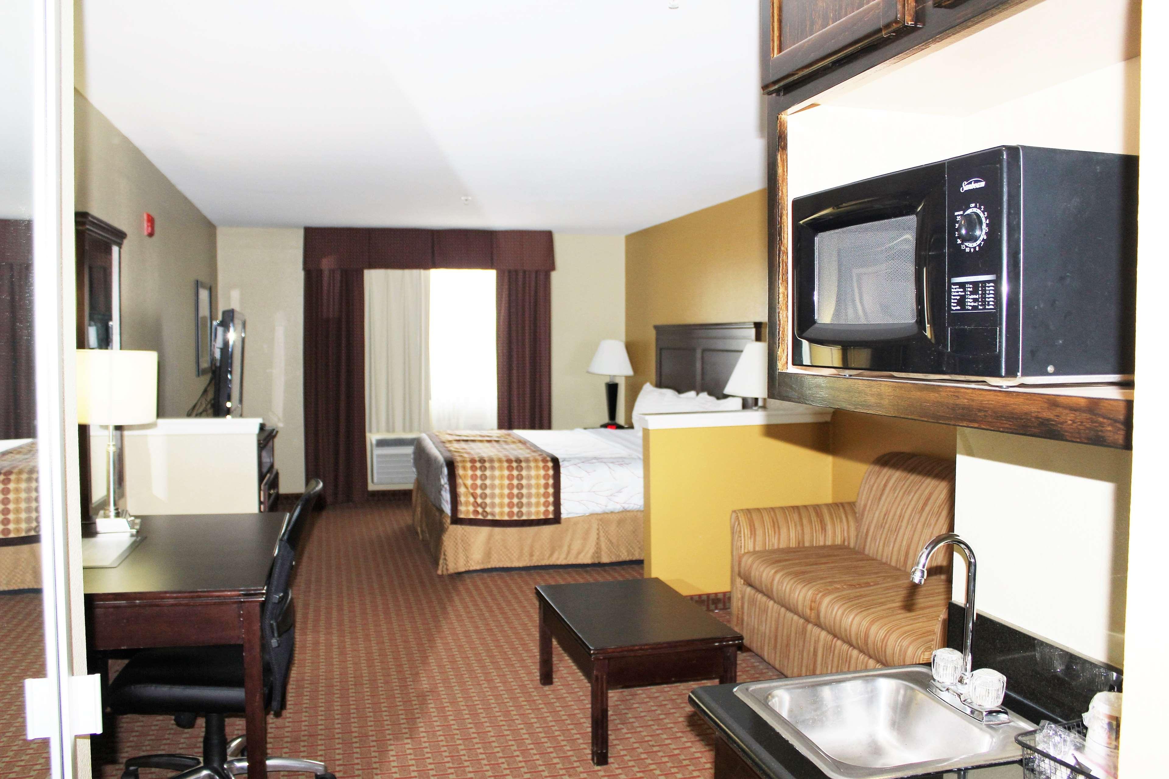 Best Western Temple Inn & Suites Экстерьер фото